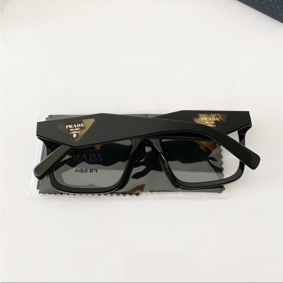 Excluded Prada Glasses, New 275 - Picture 6 of 12
